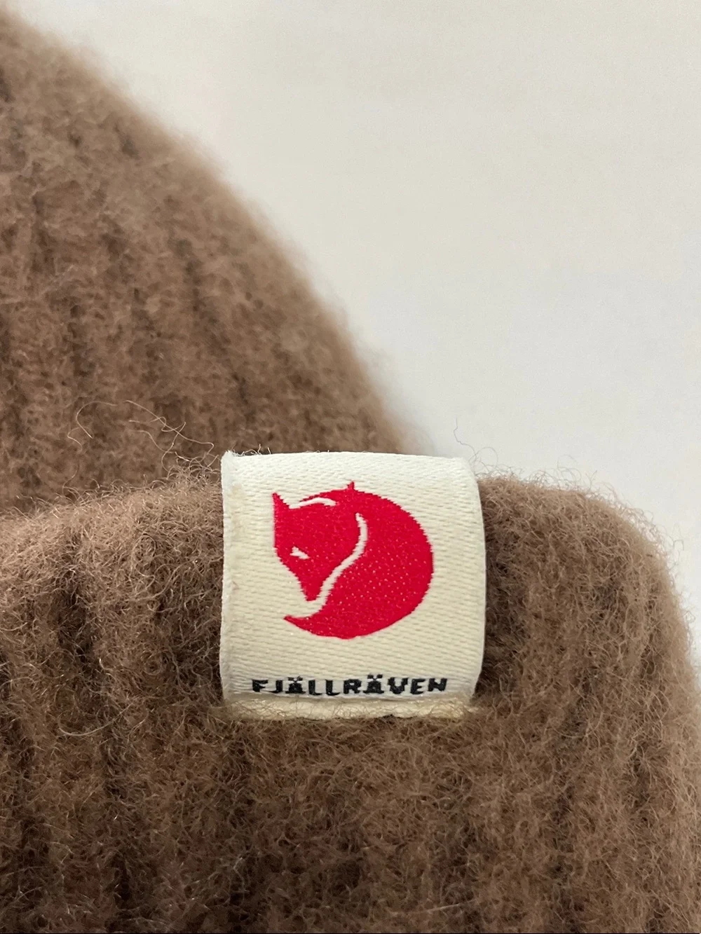 Fjallraven Heavy Beanie Dark Oak Brown Knit Cuffed One Size